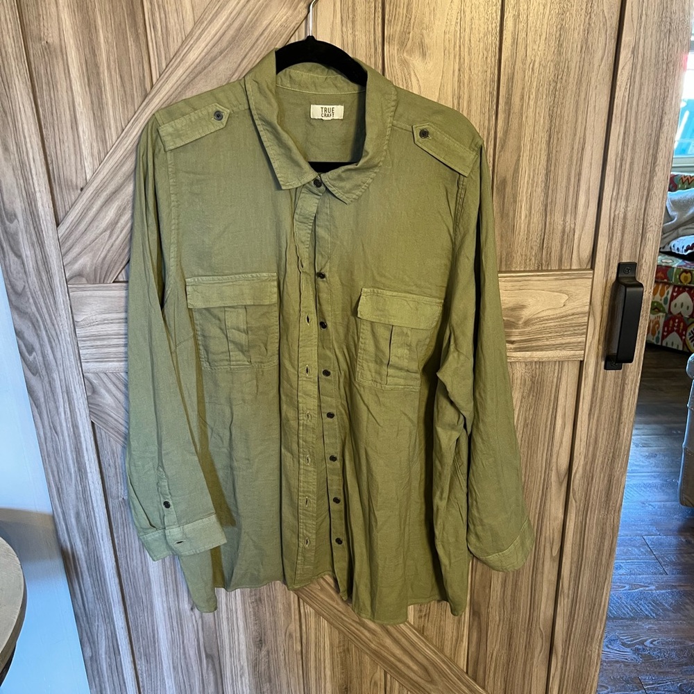 New w/o tags by True Craft button down shirt - sage green